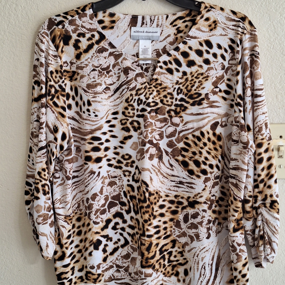 Alfred Dunner Women's Animal Print V-Neck Top - Brown/White